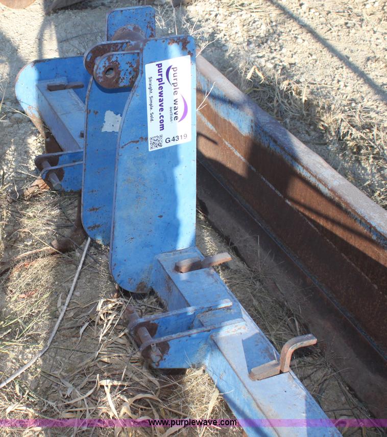 image for item G4319 Three point steel box blade