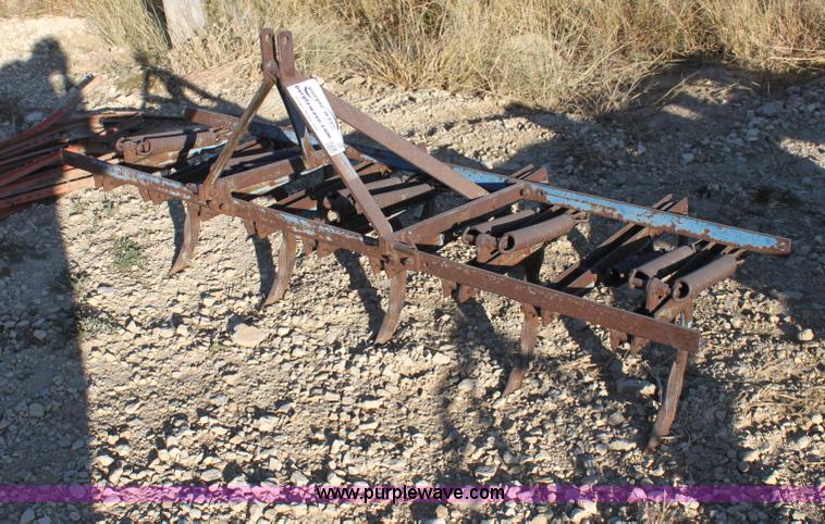 image for item G4322 Spring tooth harrow