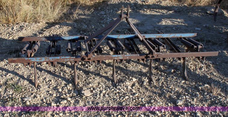 image for item G4322 Spring tooth harrow