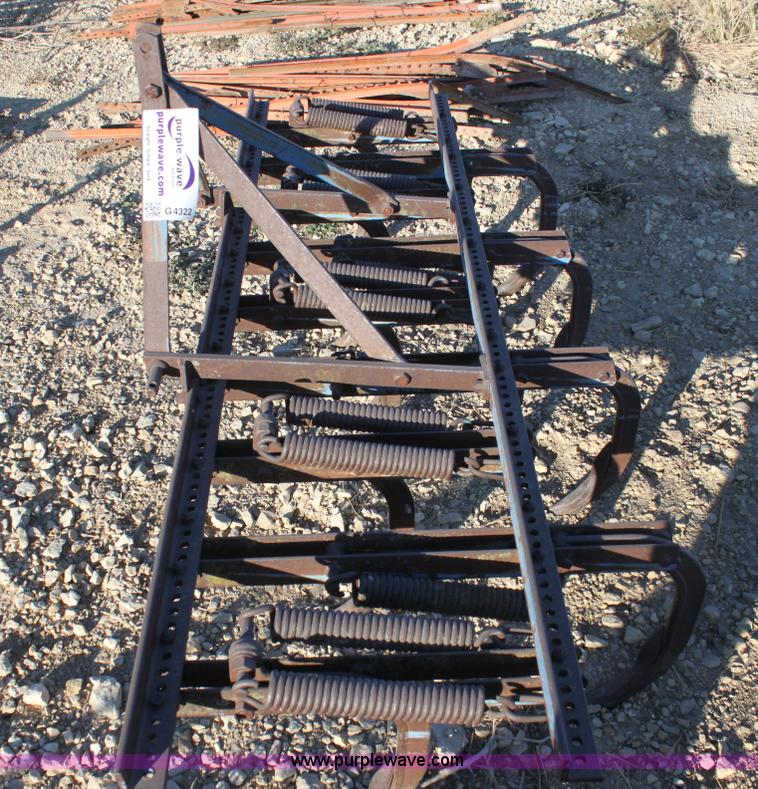 image for item G4322 Spring tooth harrow