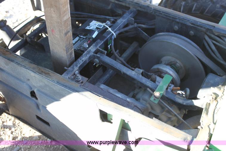 image for item G4332 John Deere AMT600 utility vehicle