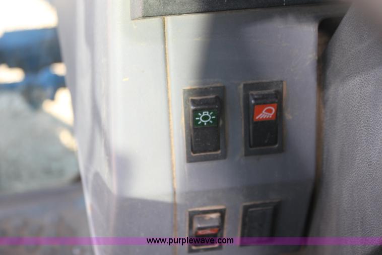 image for item G4333 Ford 7740SL Powerstar tractor