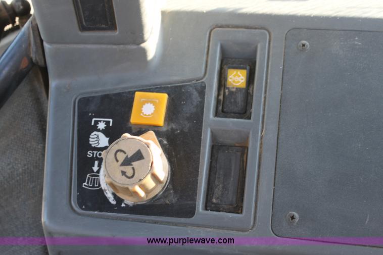 image for item G4333 Ford 7740SL Powerstar tractor