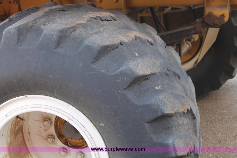 image for item G5824 2002 AG Chem Terra-Gator 8104 dry fertilizer spreader