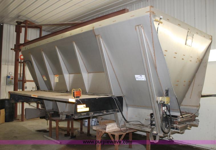 image for item G5825 New Leader 7020 dry tender box