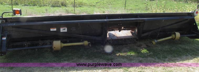 image for item G9219 1997 AGCO 830 8RN corn head