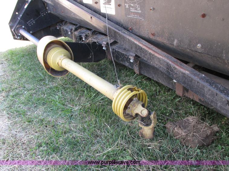 image for item G9219 1997 AGCO 830 8RN corn head