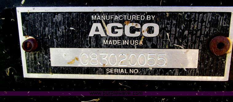image for item G9219 1997 AGCO 830 8RN corn head