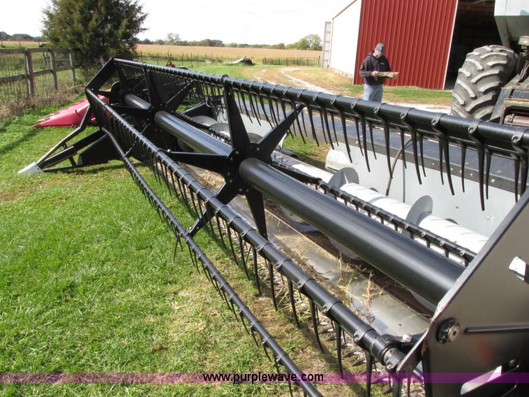 image for item G9220 1995 AGCO 500 20' grain platform