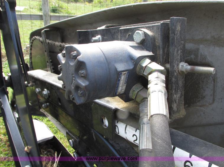 image for item G9220 1995 AGCO 500 20' grain platform