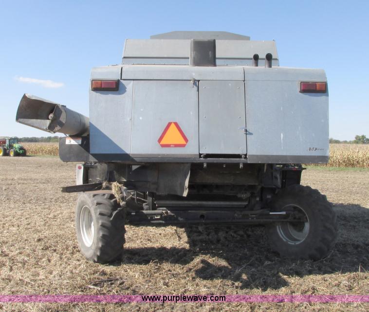 image for item G9221 1993 Gleaner R62 combine