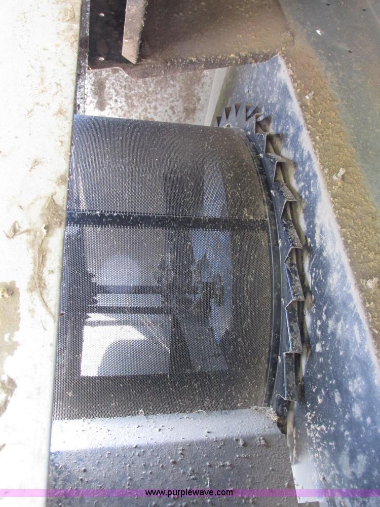 image for item G9221 1993 Gleaner R62 combine