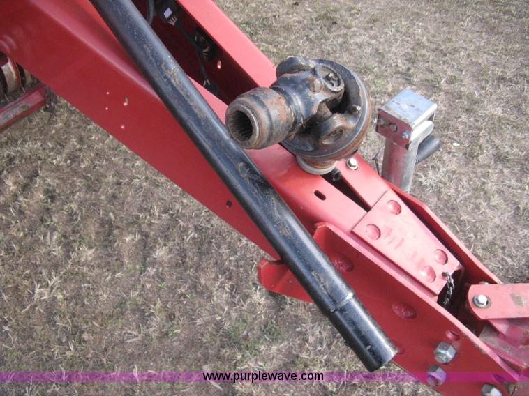 image for item H4456 2005 New Idea 6465 round baler