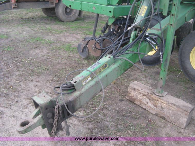 image for item H4458 John Deere 455 grain drill