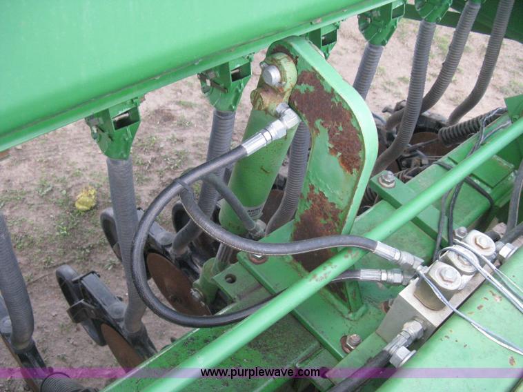 image for item H4458 John Deere 455 grain drill