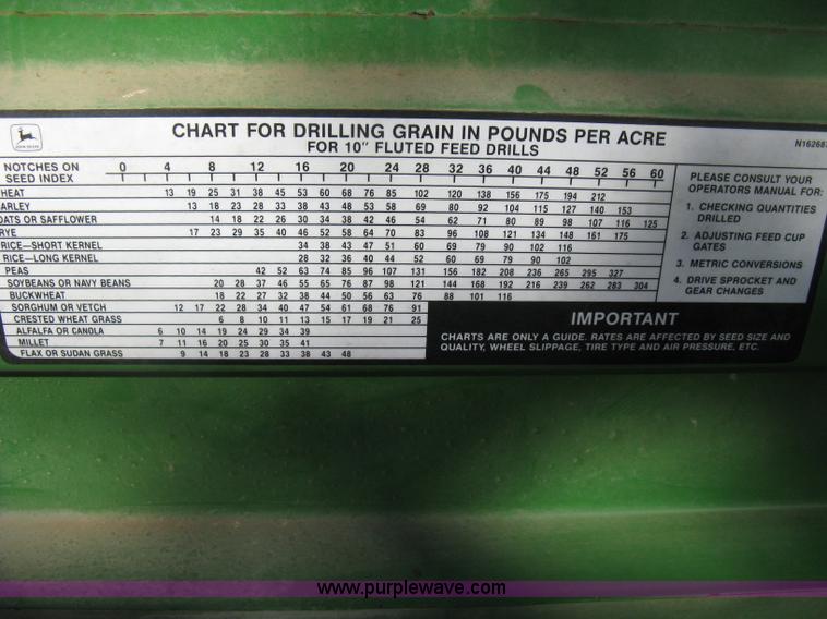 image for item H4458 John Deere 455 grain drill