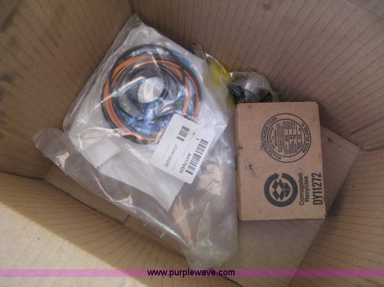 image for item H4458 John Deere 455 grain drill