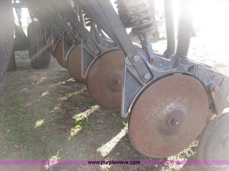image for item H4458 John Deere 455 grain drill