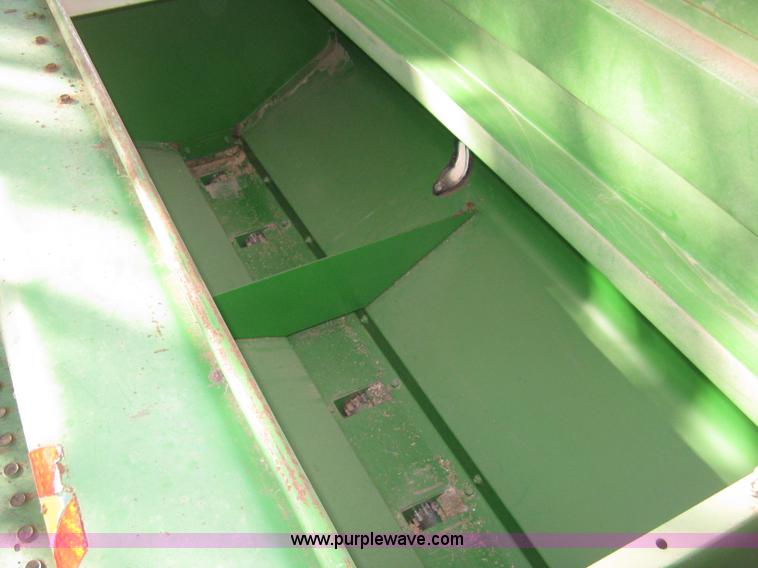 image for item H4458 John Deere 455 grain drill