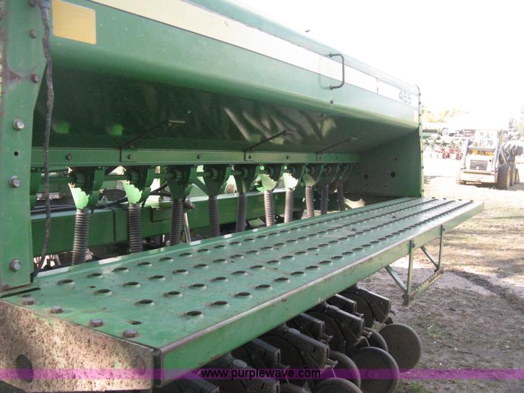 image for item H4458 John Deere 455 grain drill