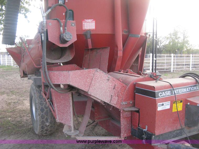 image for item H4472 Case 1350 grinder/mixer