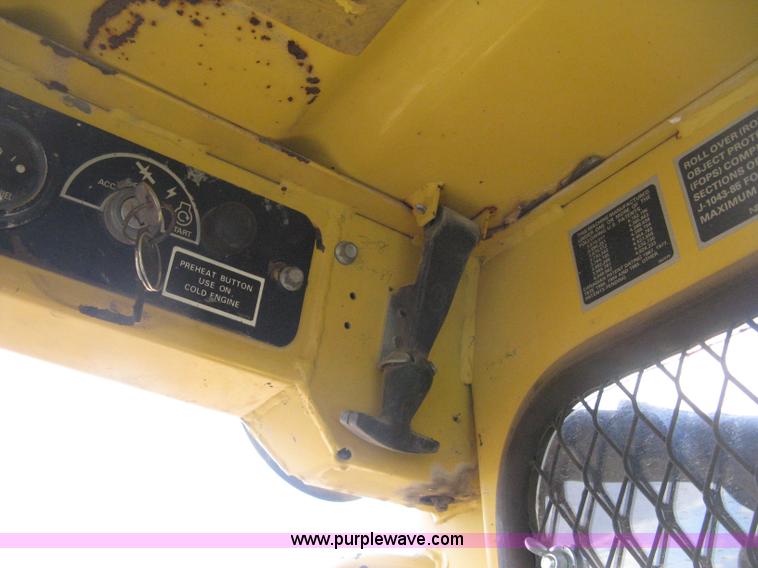 image for item H4475 1988 New Holland L553 skid steer