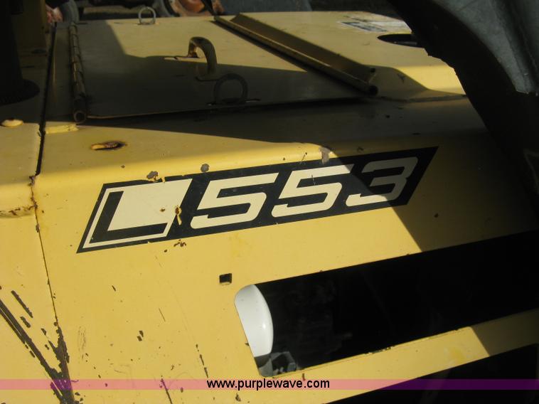image for item H4475 1988 New Holland L553 skid steer