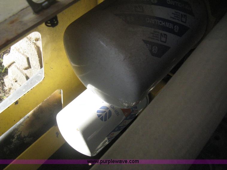 image for item H4475 1988 New Holland L553 skid steer