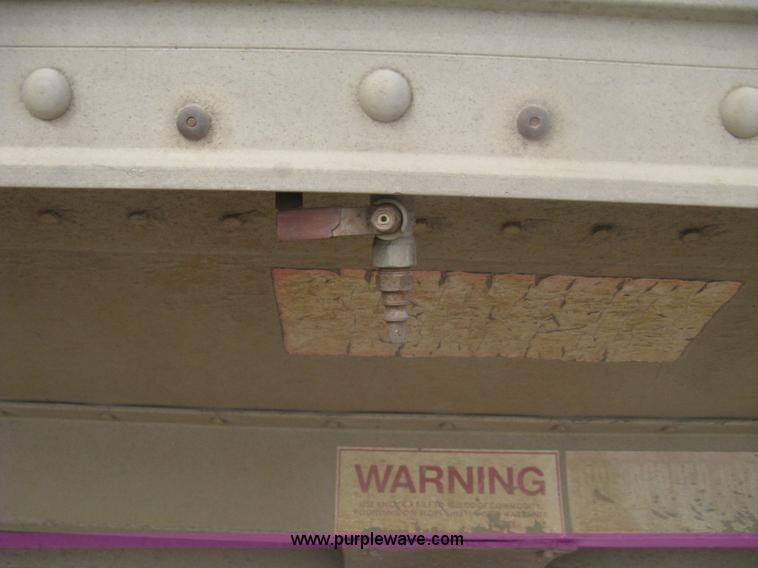 image for item H6313 1996 Timpte Super Hopper bottom trailer