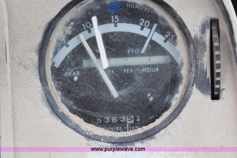 image for item H6775 1978 John Deere 4640 tractor