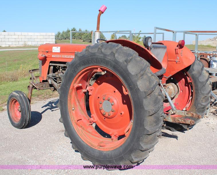 image for item H6814 1958 Massey-Ferguson 65 tractor
