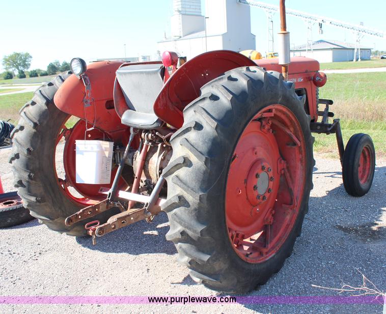 image for item H6814 1958 Massey-Ferguson 65 tractor