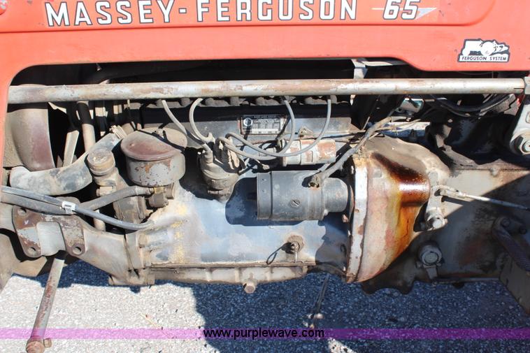 image for item H6814 1958 Massey-Ferguson 65 tractor