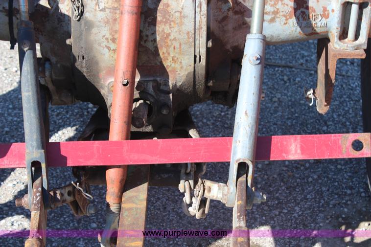 image for item H6814 1958 Massey-Ferguson 65 tractor