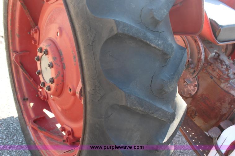 image for item H6814 1958 Massey-Ferguson 65 tractor