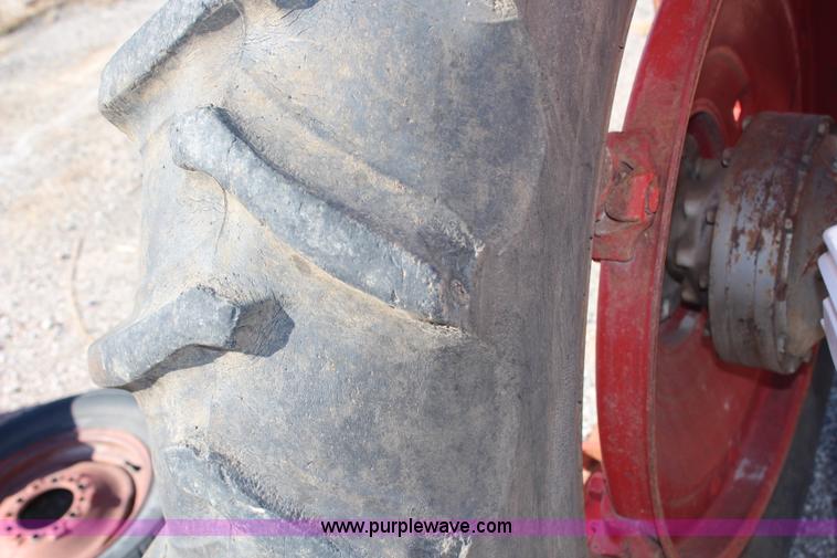 image for item H6814 1958 Massey-Ferguson 65 tractor