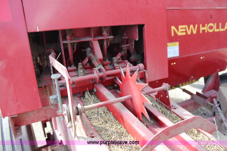 image for item H7977 New Holland 570 square baler