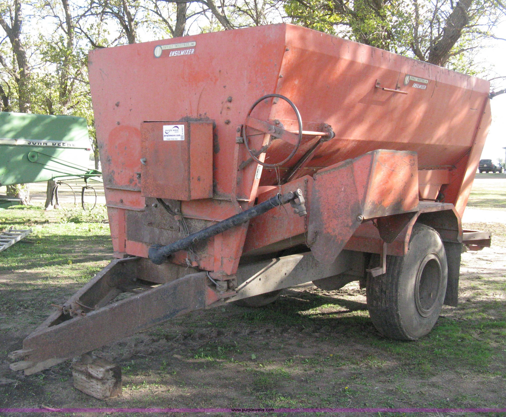 Oswalt Industrial Ensilmixer 280 mixer/feed wagon in Kinsley, KS Item