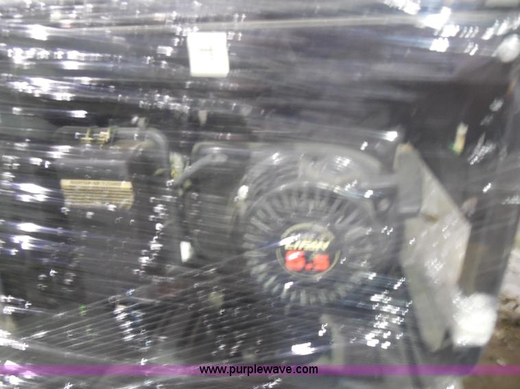 image for item AL9563 (12) Cummins 3,000 watt generators