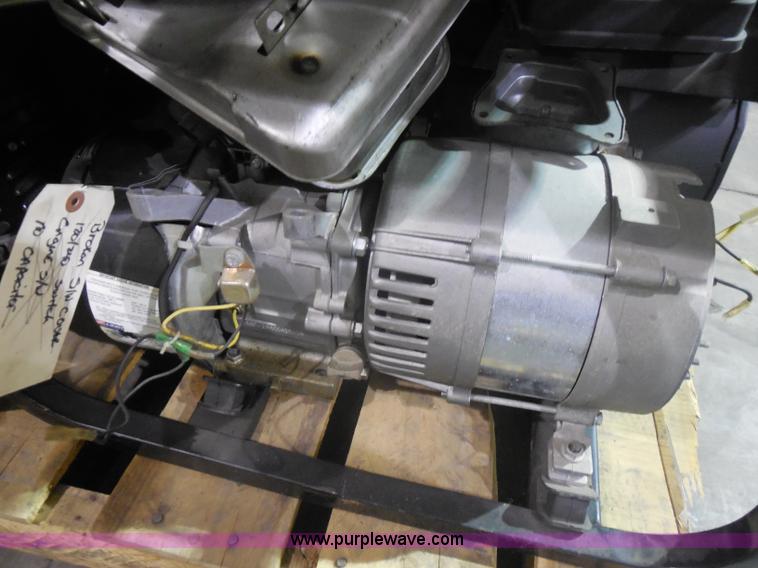 image for item AL9563 (12) Cummins 3,000 watt generators