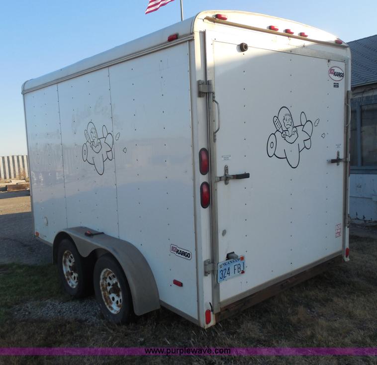 image for item AR9229 2004 150" enclosed box trailer