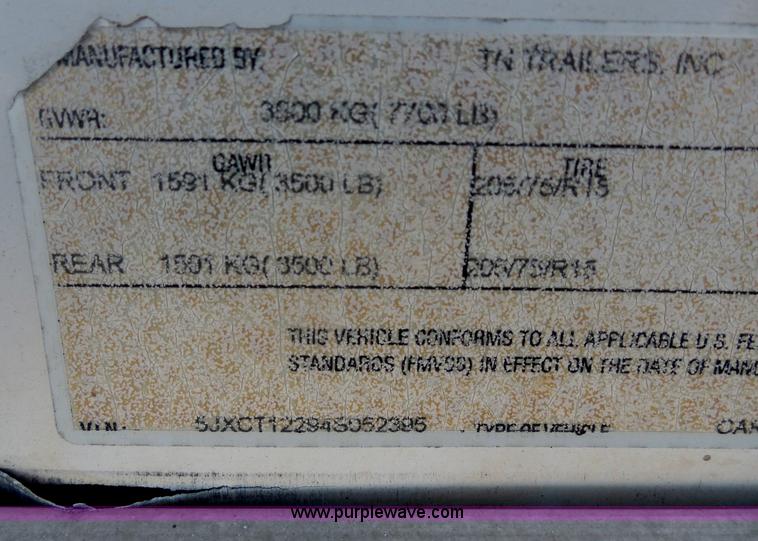 image for item AR9229 2004 150" enclosed box trailer