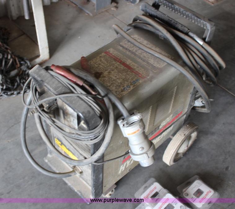 image for item AU9319 Hypertherm PowerMax 800 plasma cutter