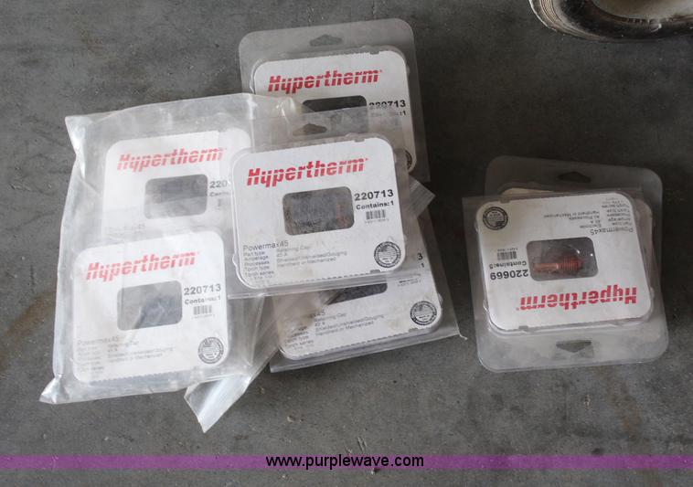 image for item AU9319 Hypertherm PowerMax 800 plasma cutter