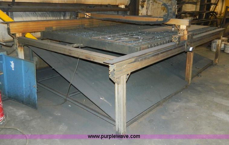 image for item AZ9061 Torchmate 3 plasma cutter