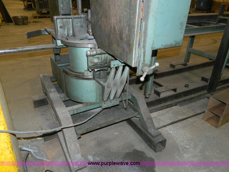 image for item AZ9062 Ellis 2000 commercial metal band saw
