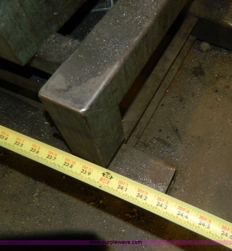 image for item AZ9062 Ellis 2000 commercial metal band saw