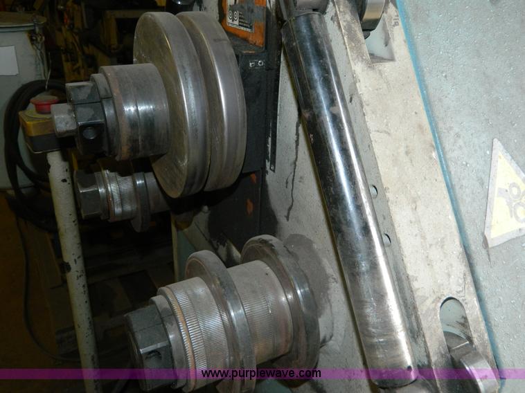 image for item AZ9082 Baileight MAM 50/2 tubing roller