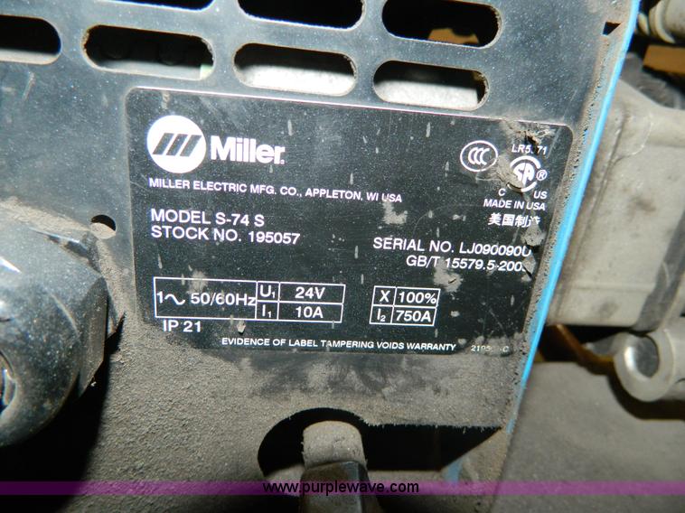 image for item AZ9095 Miller XMT CC/CV welder