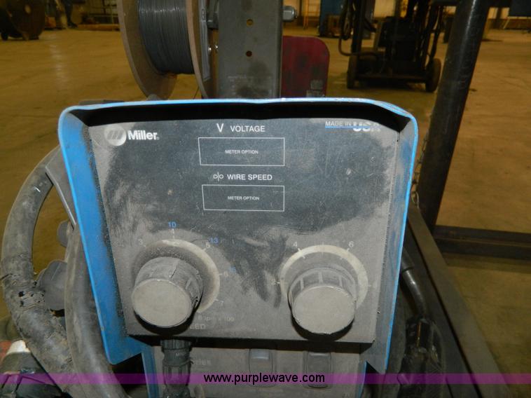 image for item AZ9098 (2) Miller welders